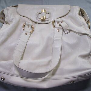Chic Yves Saint Laurent Rive Gauche Leather Shoulder Bag